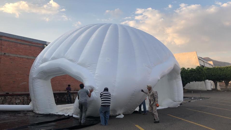 Comienzan pruebas de hospital inflable