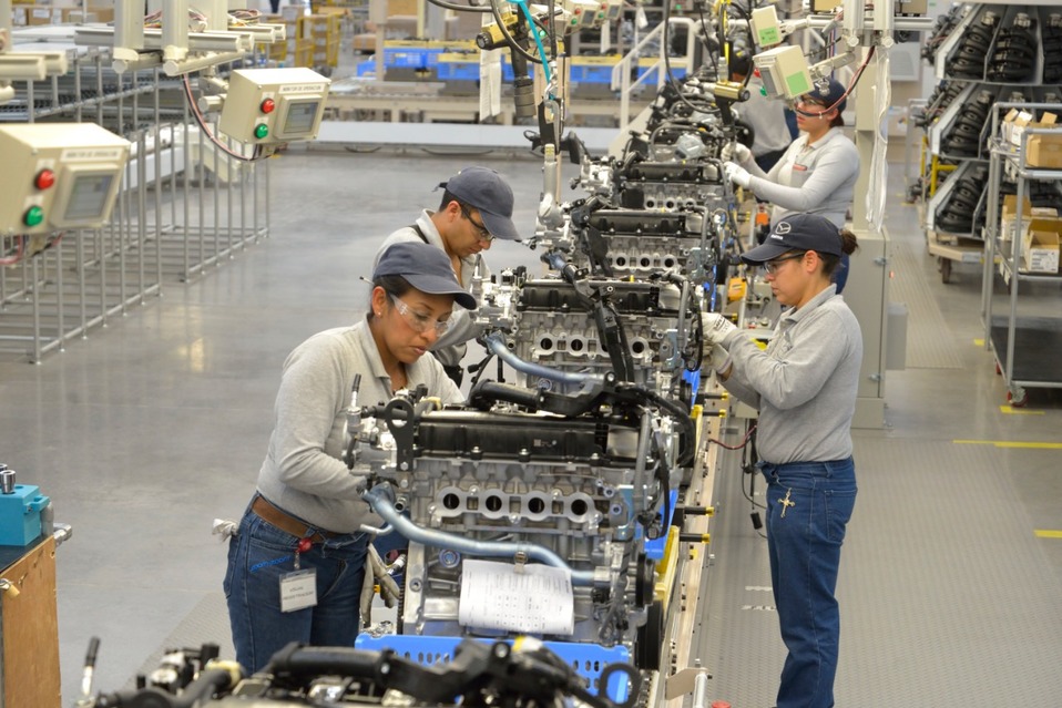 Mazda listo para iniciar operaciones el primero de junio