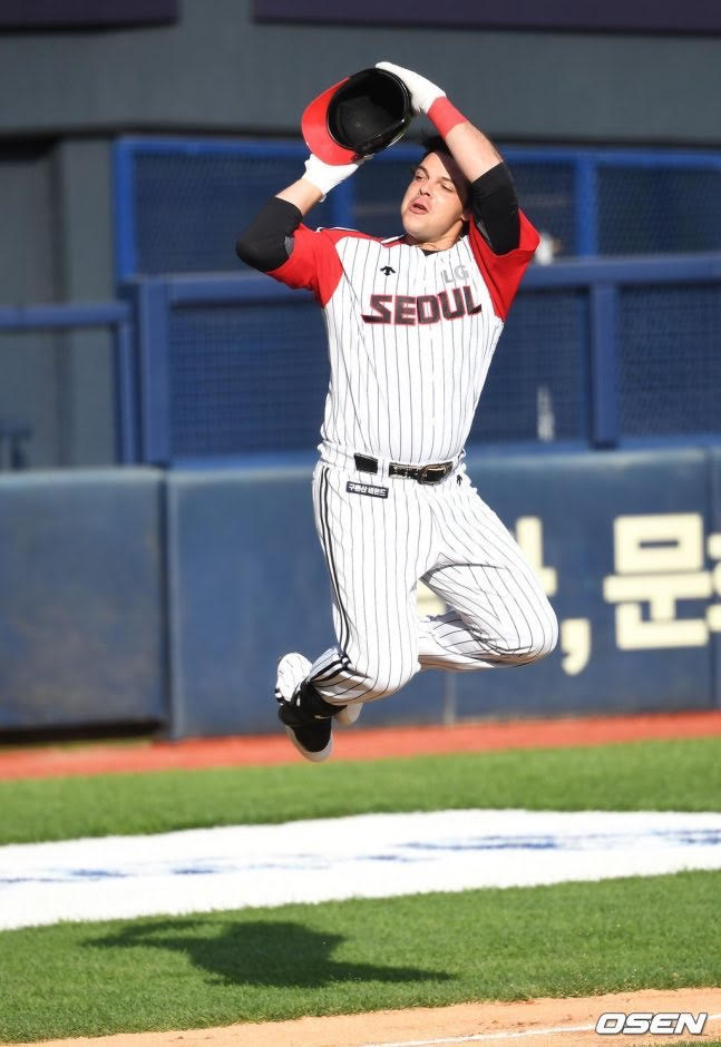 Roberto Ramos, jugador de los LG Twins (Cortesía)