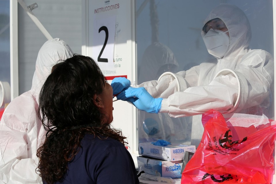 Coahuila realizó una compra extraordinaria de 12 mil muestras PCR para la detección de covid-19. (Mauricio Román)