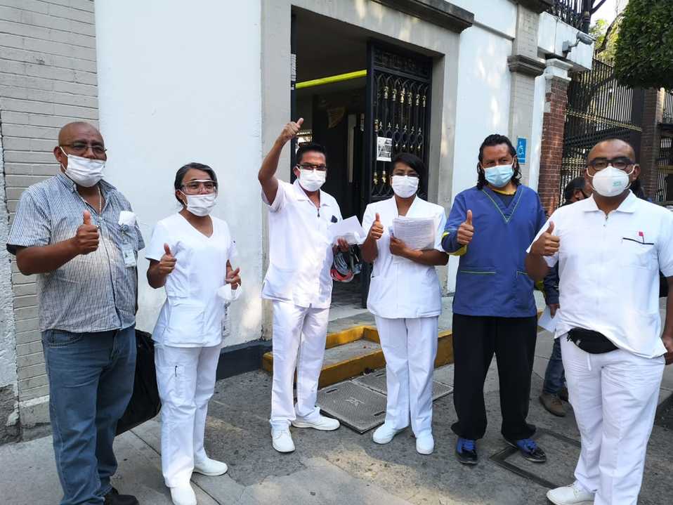 Empleados del INER protestaron esta mañana. (Jorge Becerril)