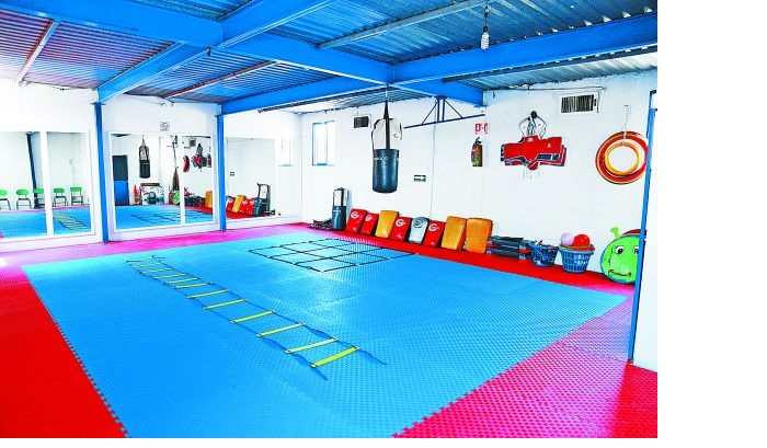 Sin alumnos, las instalaciones para aprender taekwondo no son rentables. Iván López