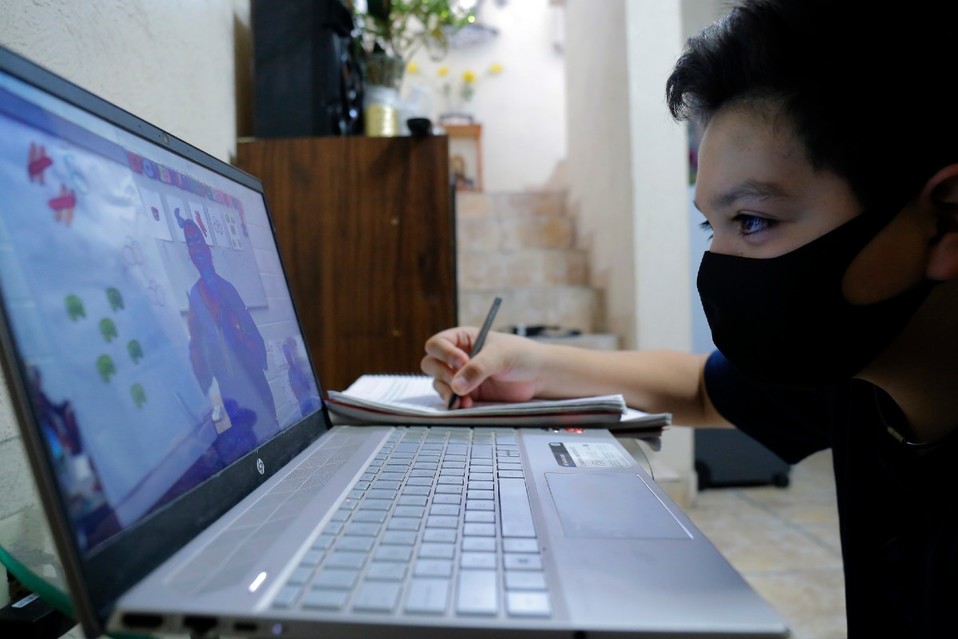 Ante la pandemia del coronavirus se aplicará de manera digital a un 60% de la población estudiantil. (Mauricio Román)