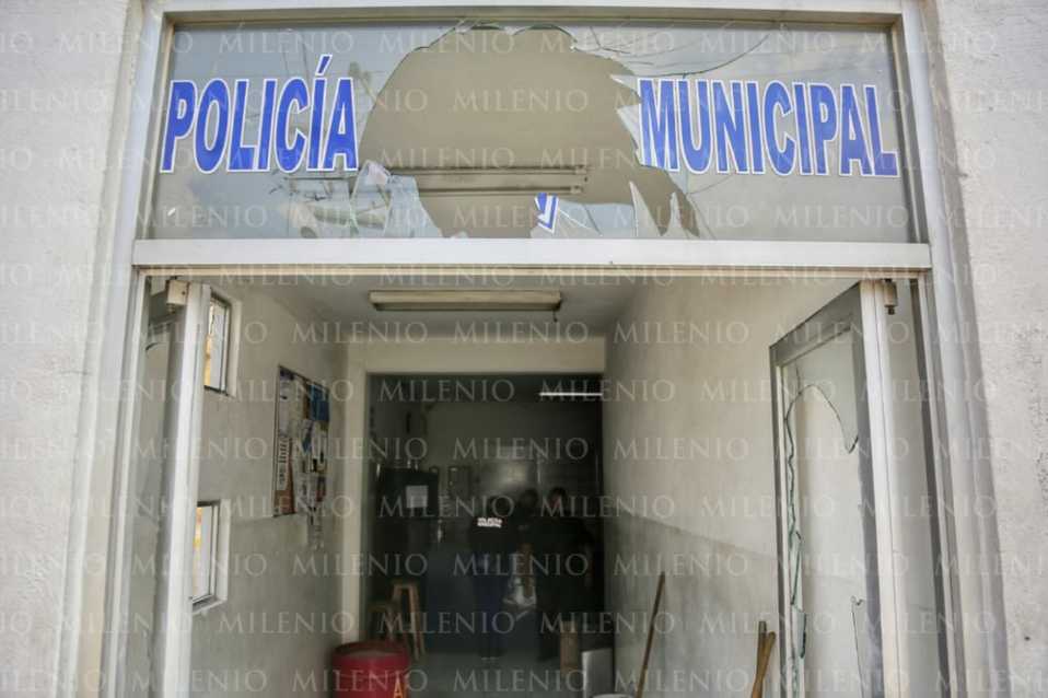 Los presuntos delincuentes ingresaron este miércoles a un inmueble ubicado en la junta auxiliar de Santiago Mihuacán. (Andrés Lobato)