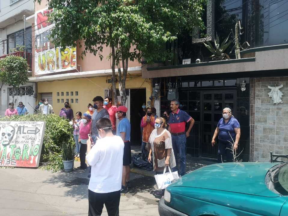 Sheinbaum aseguró que la funeraria Uribe, cuenta con permisos para cremación. | César Velázquez