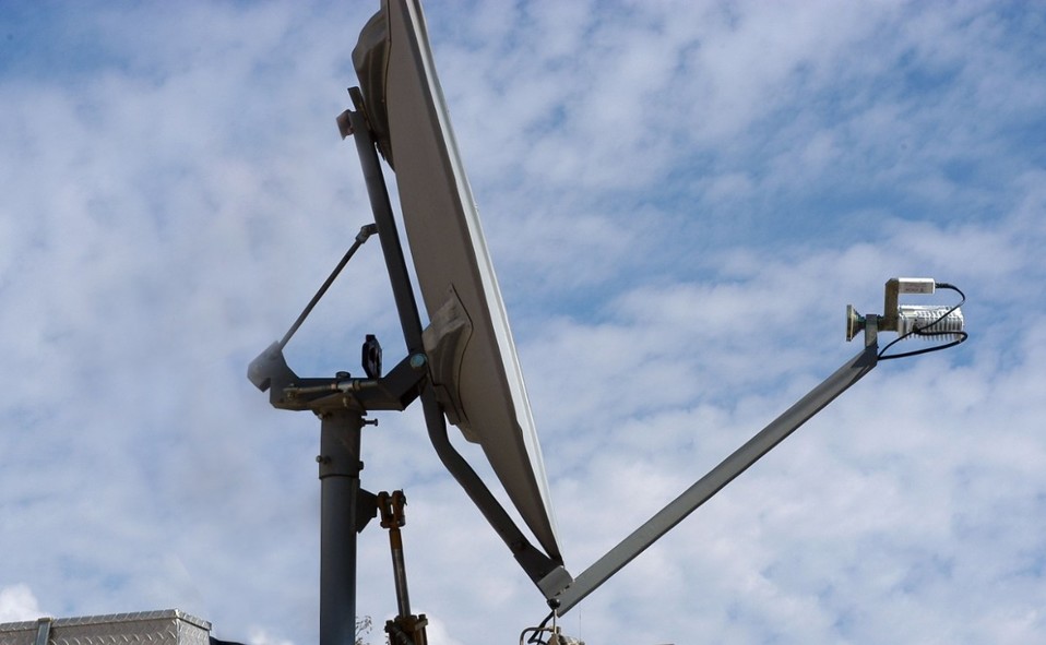 La idea es que más antenas satelitales instaladas en hospitales y centros de salud permitan intercambios en tiempo real. (Especial)