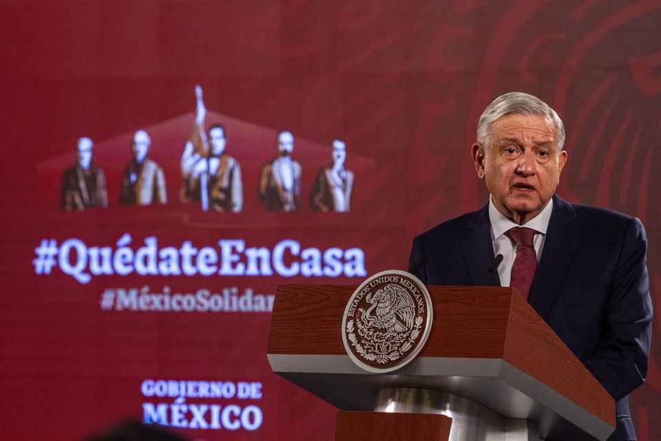 López Obrador dijo que eliminará los instrumentos de intermediación administrativa. (Cuartoscuro)