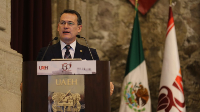 Rector de UAEH acusa desacato de UIF por congelamiento de cuentas