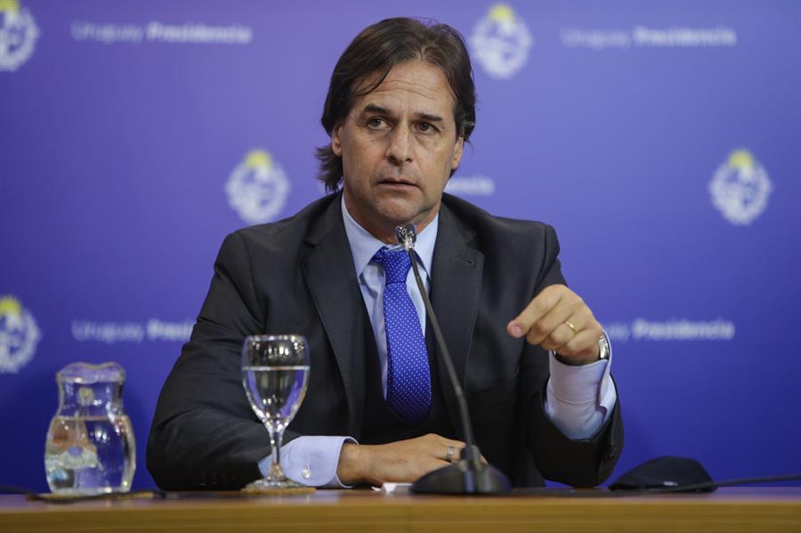 Luis Lacalle Pou, presidente de Uruguay, en conferencia de prensa. (EFE)