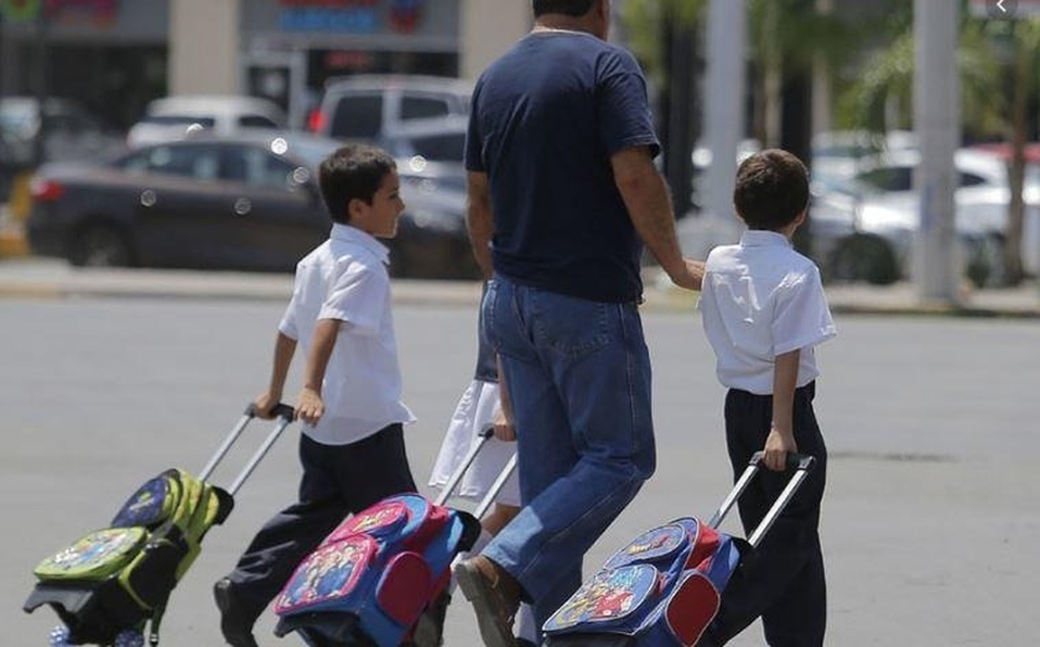 Más de 4.8 millones de estudiantes de los diversos niveles dejaron sus escuelas ante la emergencia. (Tania Contreras)