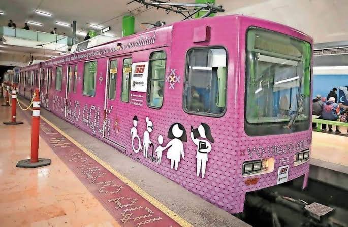 Vagón Rosa de Metrorrey. Foto: Especial.