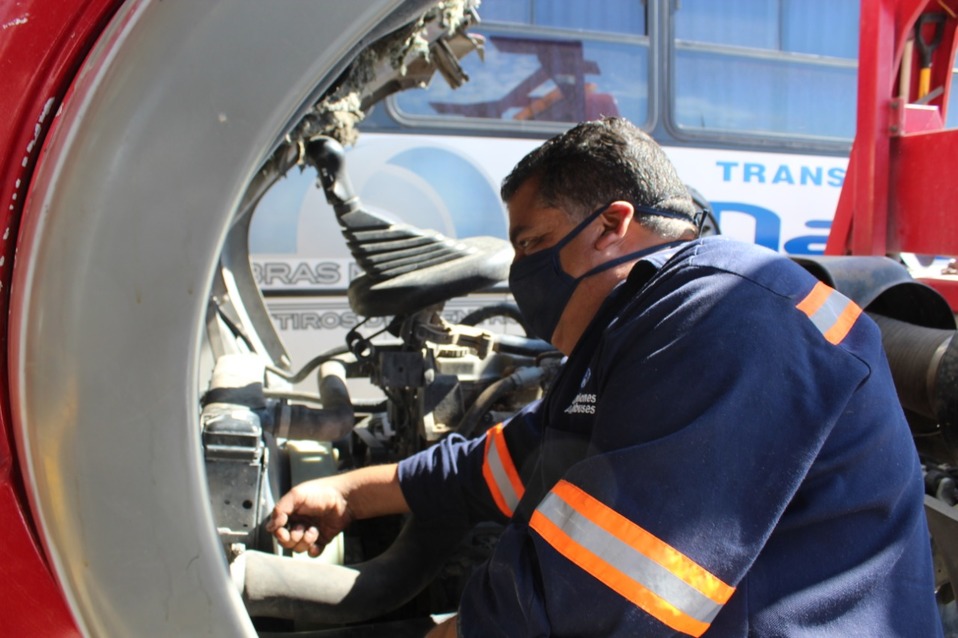 La fabricación de equipo de transporte fue reconocido como un sector esencial.