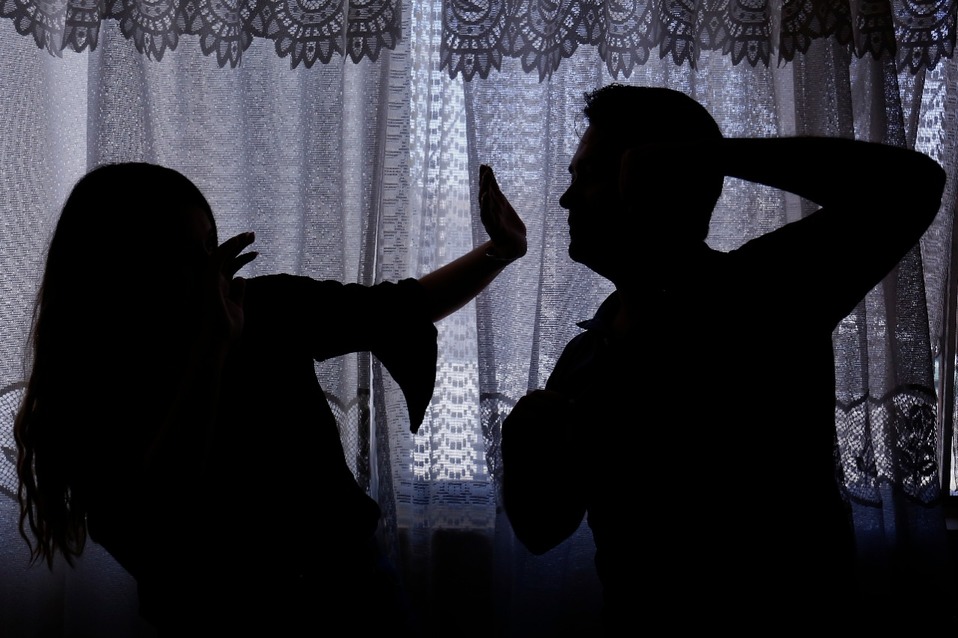 En marzo se cometieron 20 mil 236 delitos de violencia familiar y las llamadas de emergencia por parte de mujeres se incrementaron un 20%. (Rolando Ri