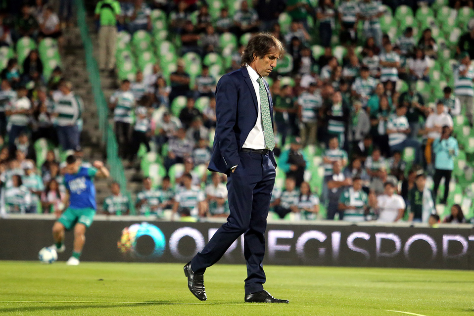 El DT sigue trabajando con el equipo a pesar de la pandemia. (Rolando Riestra)