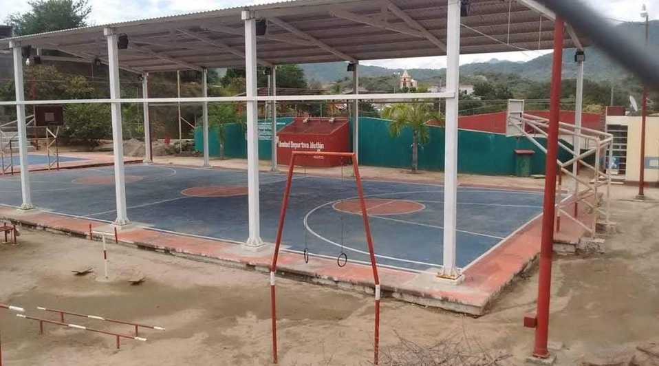 Hombres armados le realizaron varias detonaciones en la unidad Deportiva del Municipio. (Cortesía)