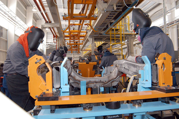 Los trabajos que regresan son de acuerdo al Semáforo del Gobierno Federal. (Archivo)