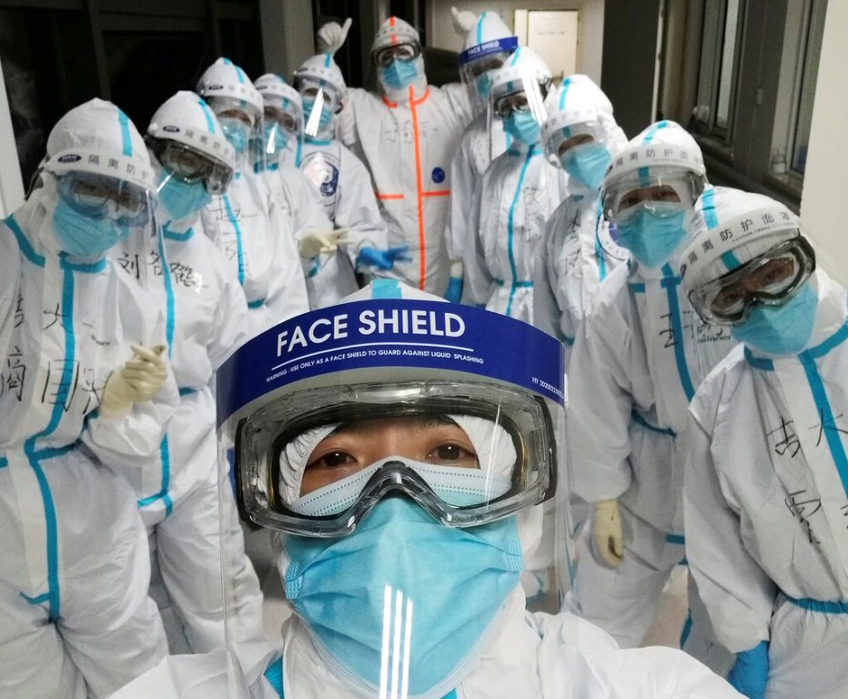 El virus apareció por primera vez en Wuhan a finales del año pasado. (AP)