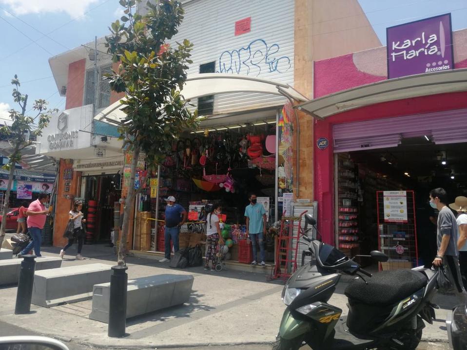 La calle principal de la zona podría funcionar como corredor, con puntos sanitarios. (Juan Carlos Munguía)