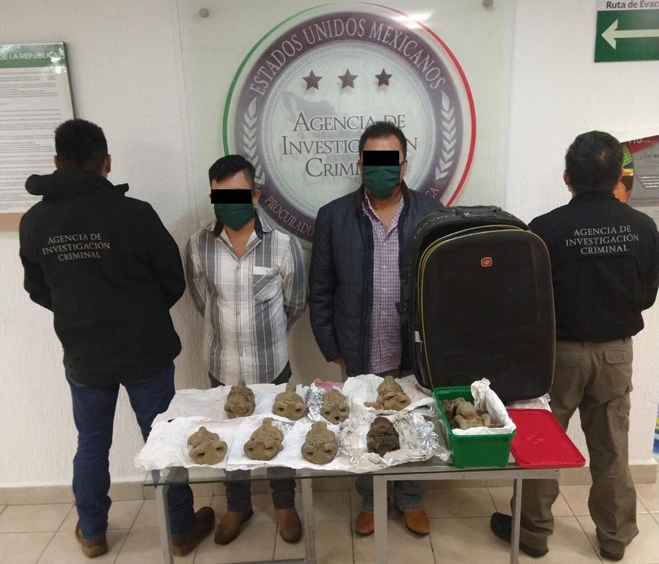 Los dos hombres fueron puestos a disposición de las autoridades correspondientes. (Abraham Jiménez)