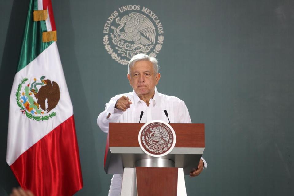El presidente López Obrador en La Mañanera del 03 de junio. (Jorge Carballo)
