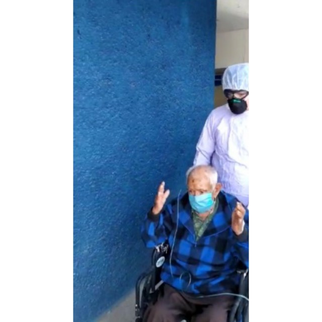 Logra “abuelito” de 90 años vencer al coronavirus