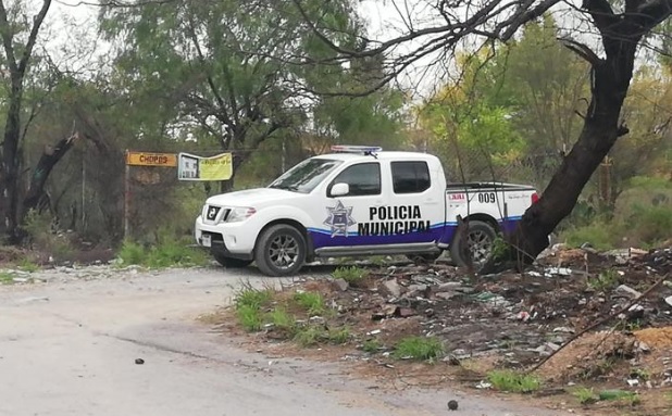 Se presume que hay al menos dos cuerpos dentro de las bolsas. Foto: Agustín Martínez.