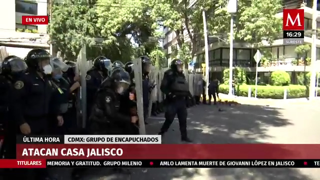 Encapuchados atacan Casa Jalisco en la CdMx