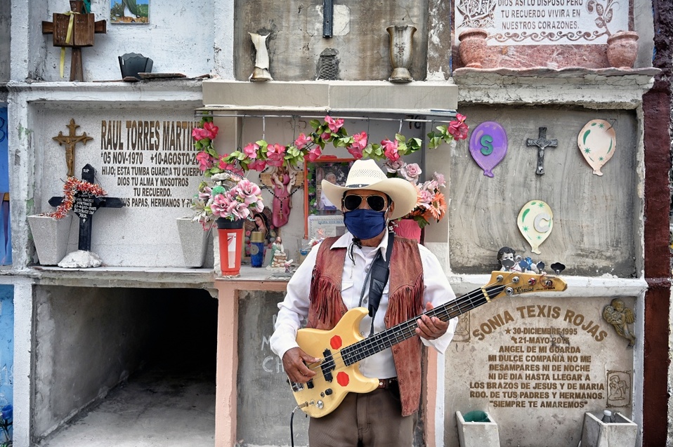 México es el séptimo país con más muertes en el mundo, de acuerdo con la Universidad Johns Hopkins. (AFP)