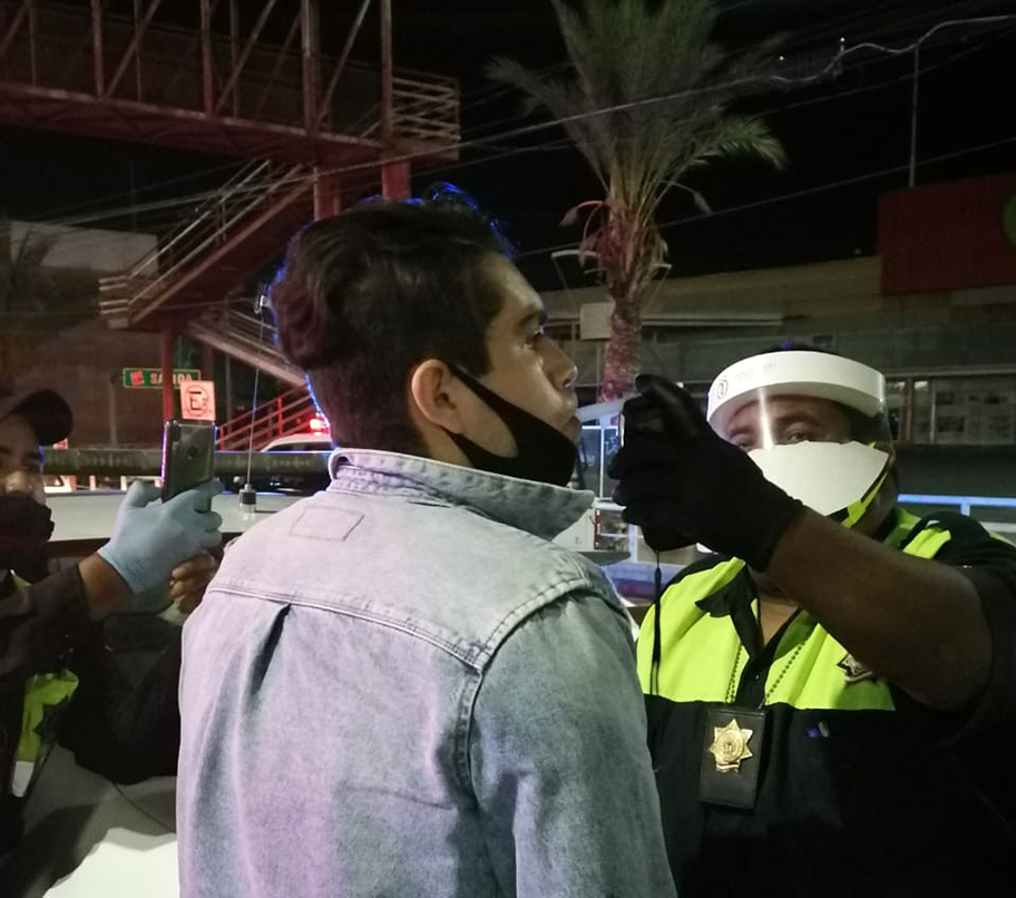 Alcoholímetro en Gómez Palacio. (Milenio Digital)