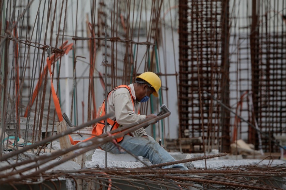 En Coahuila, previsible aplazamiento de obra para 2026: Canacintra. (Archivo)