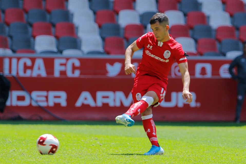 Investigan el traspaso del uruguayo Leonardo Fernández a Tigres (Imago7)