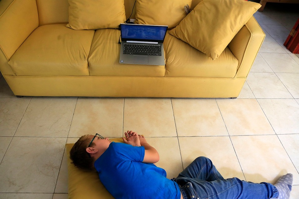 Reprueban padres de familia programa 'Aprende en Casa'. (Andrés Lobato)