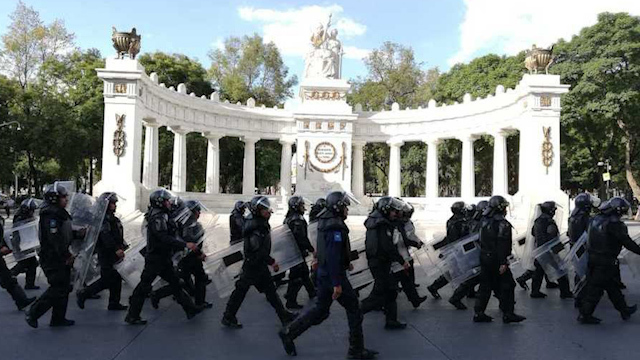 Canaco CdMx exhorta al gobierno a usar "la legítima fuerza" en marchas