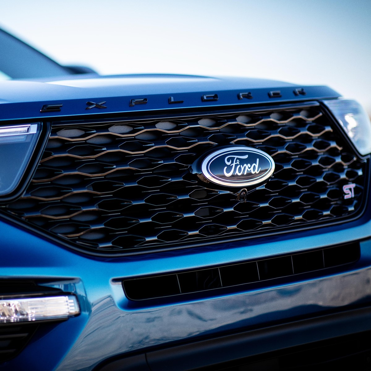 Ford Explorer 2020 en azul (facebook)