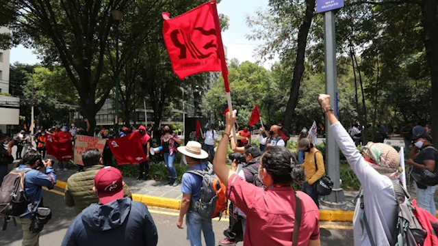 Protestan en Casa Jalisco, en Polanco; exigen freno a abuso policial
