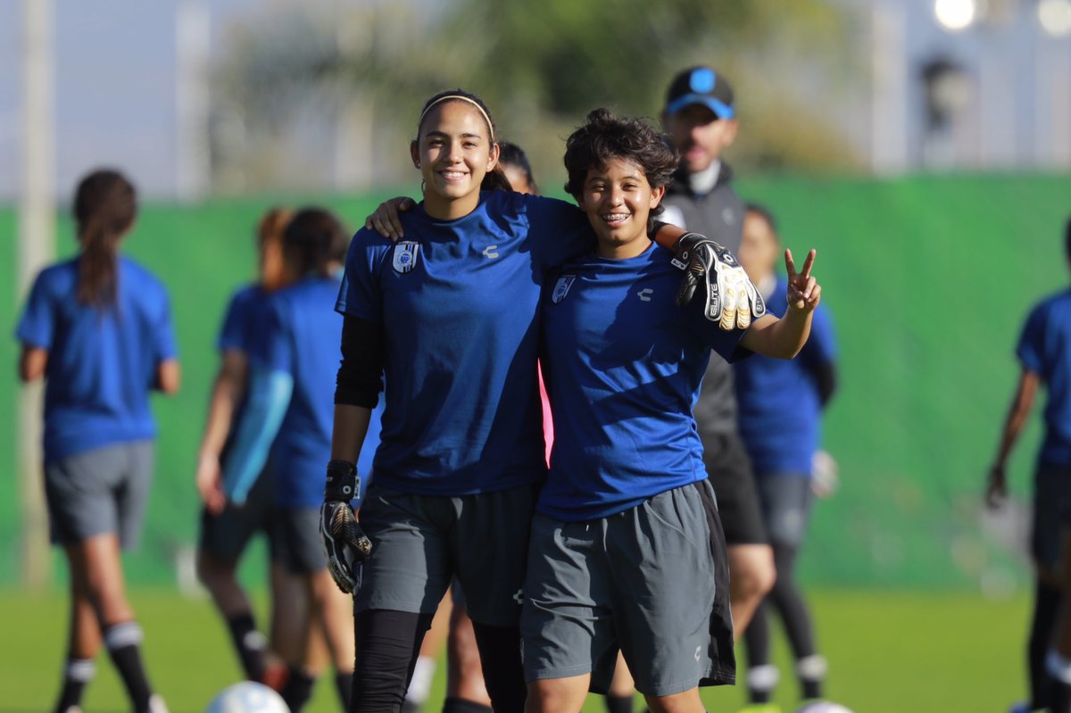 Querétaro Femenil continúa con trabajo normal para Apertura 2020 (Twitter @GallosFemenil)