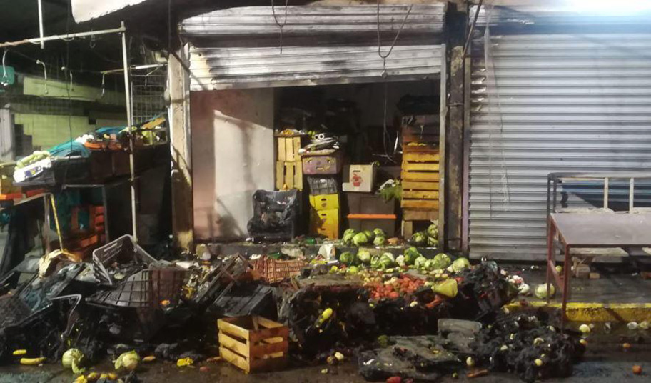 Se incendia frutería en la Alianza de Torreón. (Especial)