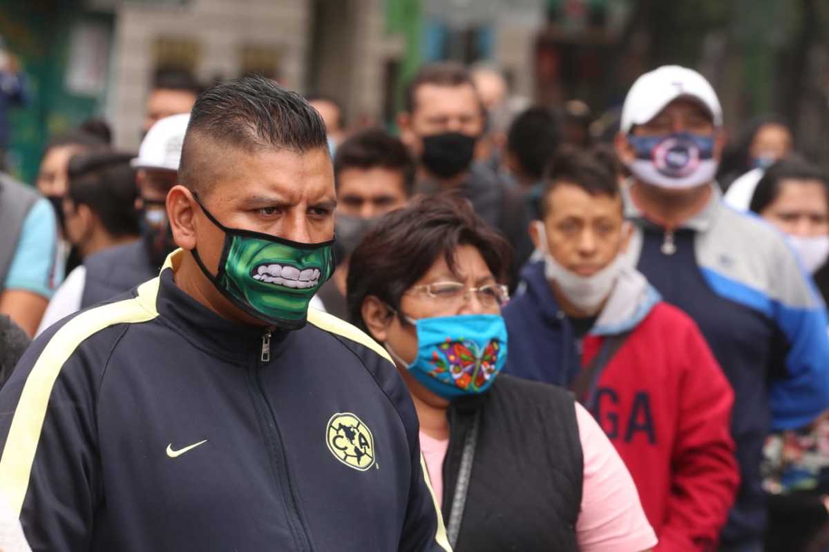 Los comerciantes portaron cubrebocas durante la manifestación. (Javier Ríos)