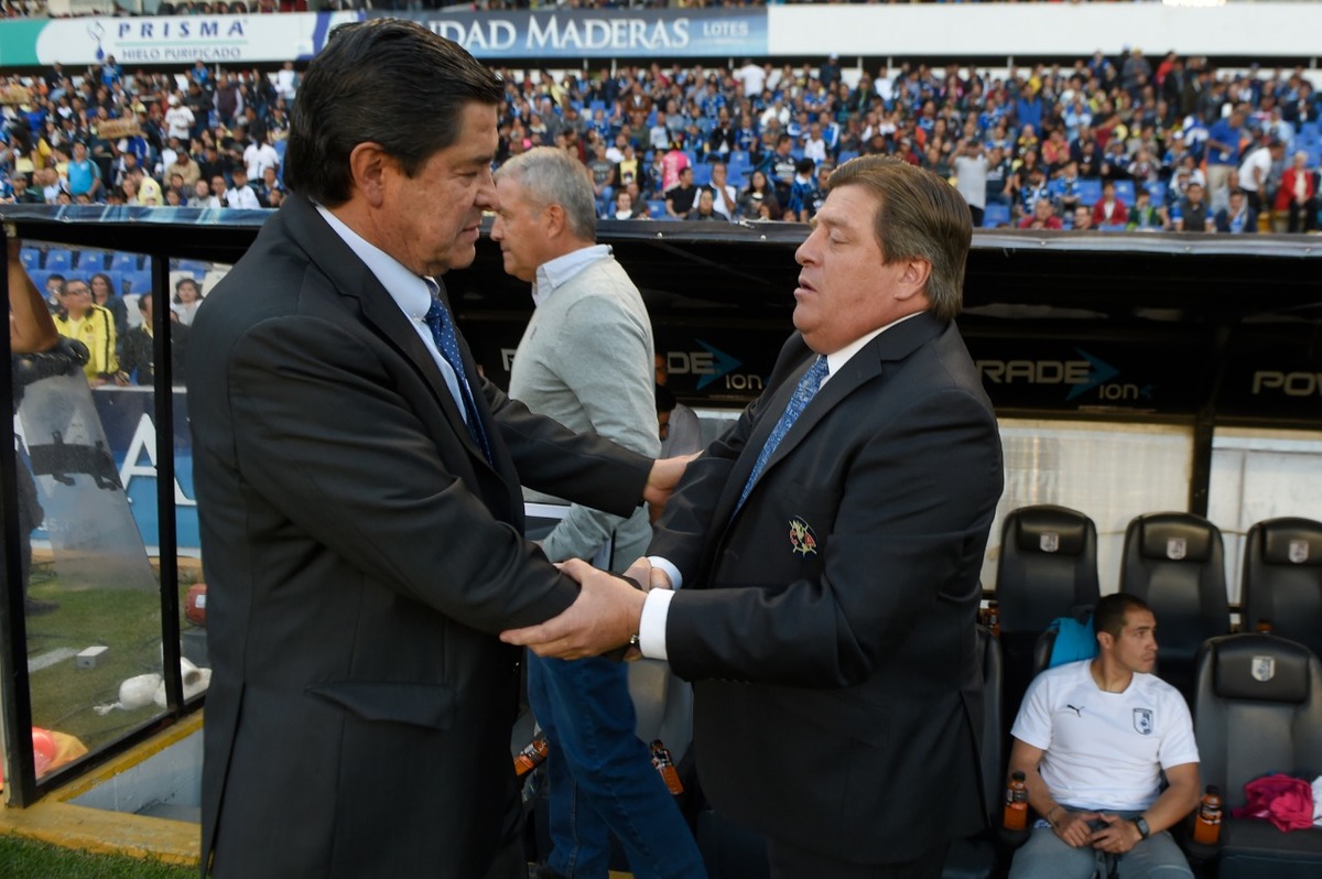 Luis Fernando Tena y Miguel Herrera (Imago7)