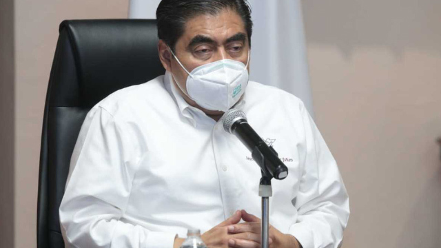 Puebla presenta sitio web de transparencia contra covid-19