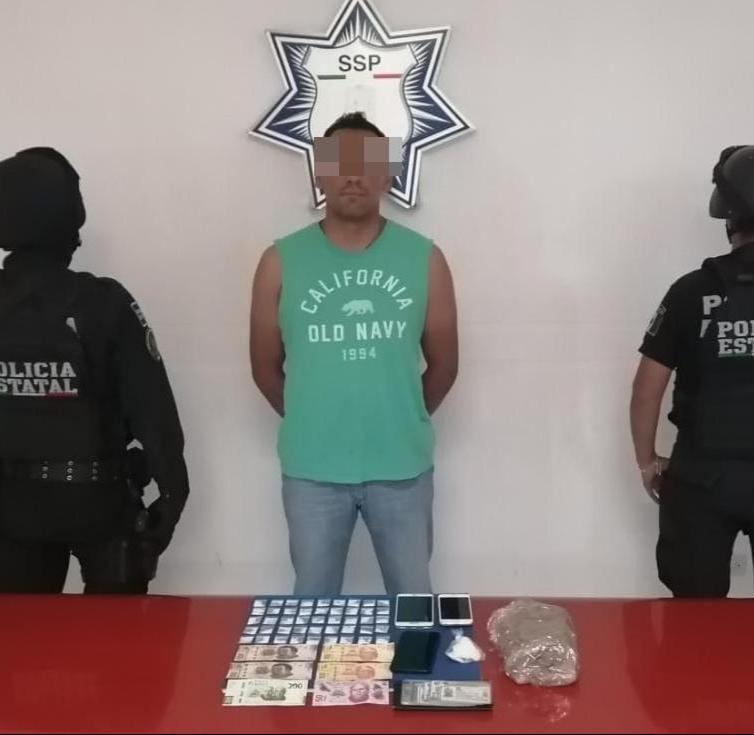 Armando J. quedó detenido por su presunta responsabilidad en delitos contra la salud. (Especial)