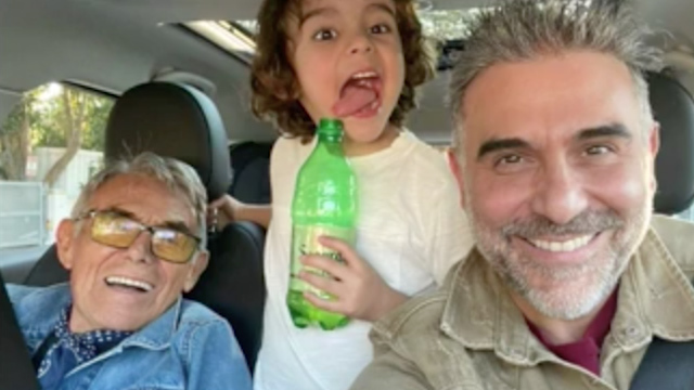 Héctor Suárez Gomís comparte última foto con su papá
