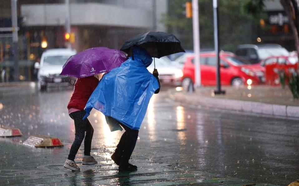 Se alistan colonias del sur de León para recibir temporada de lluvias