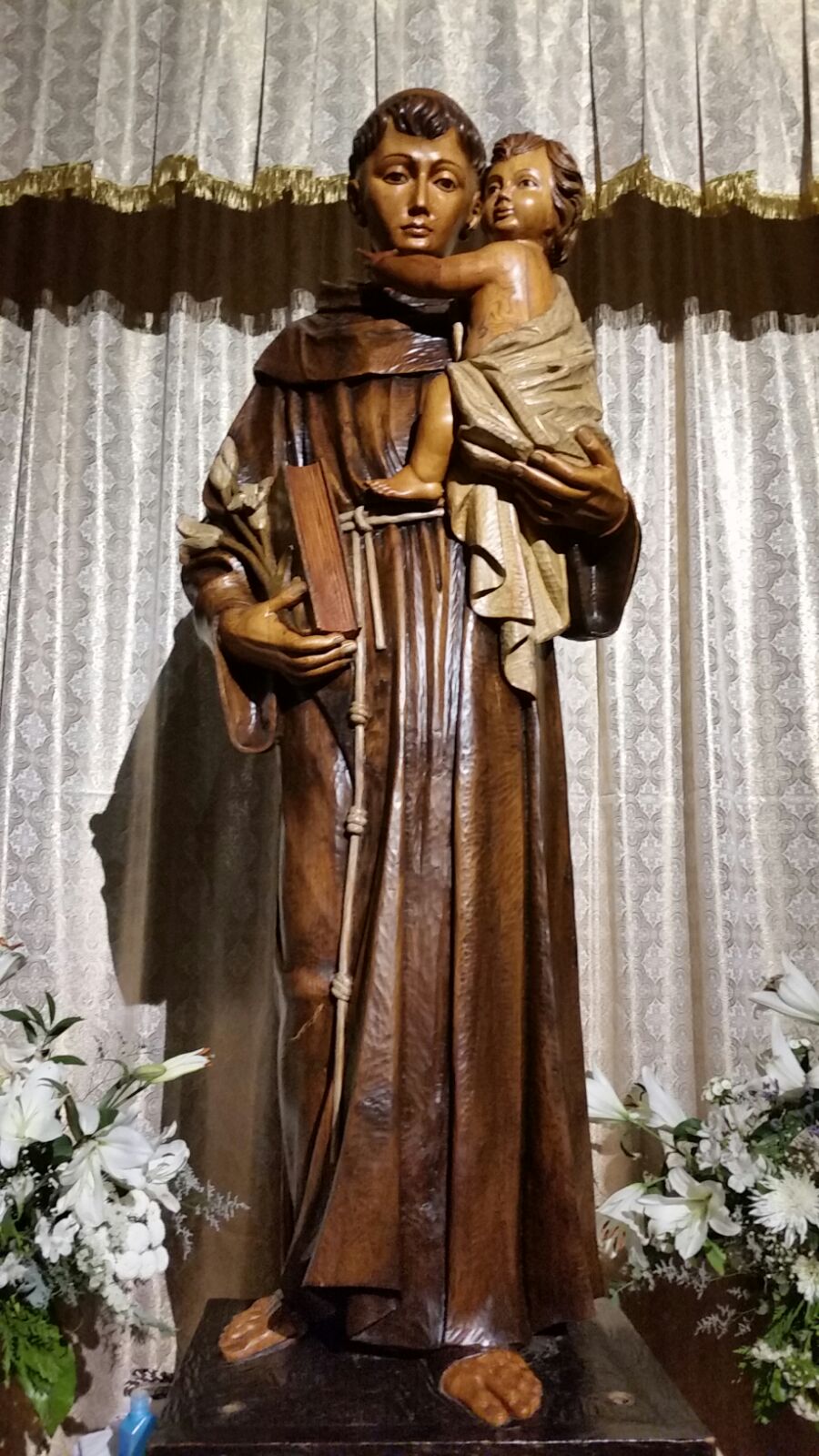Este 13 de junio, es Día de San Antonio de Padua, quien entre las tradiciones es pedirle marido. (Cortesía)