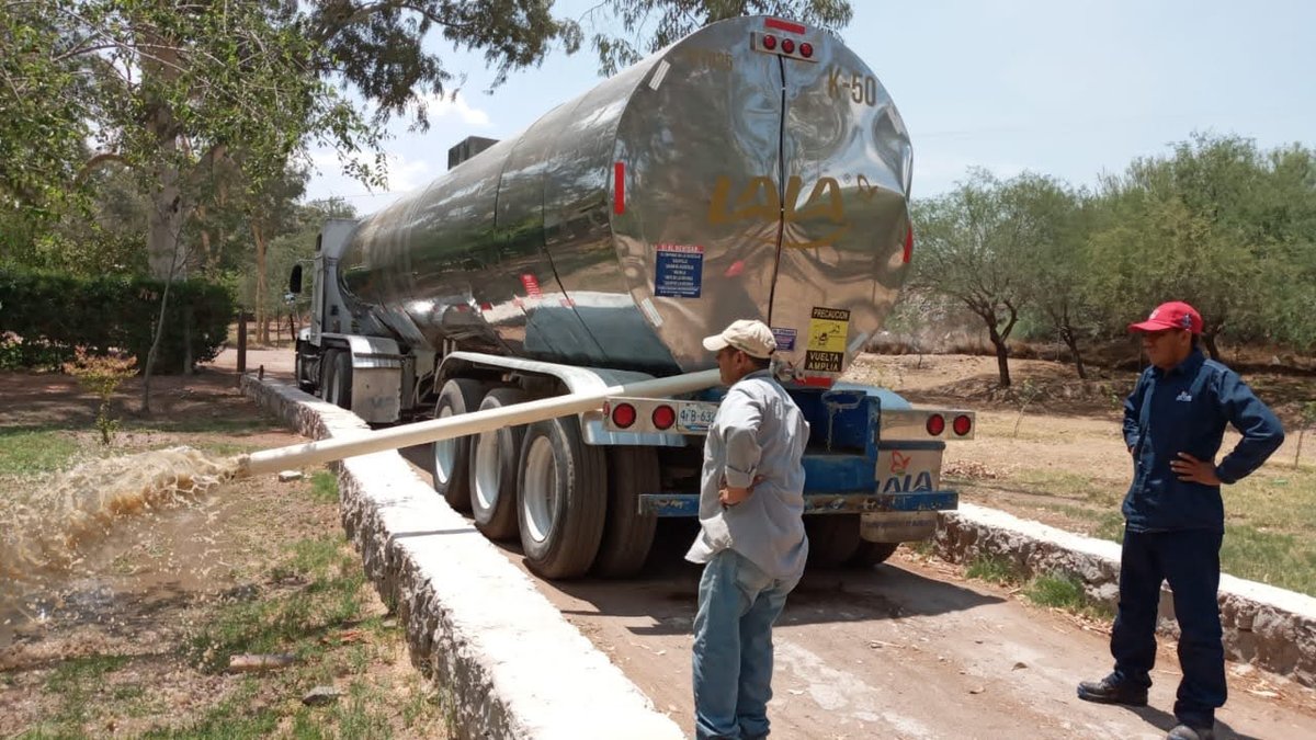 Ramos Martínez, comentó que para el riego de dichos espacios, se utilizaba agua potable. (Especial)