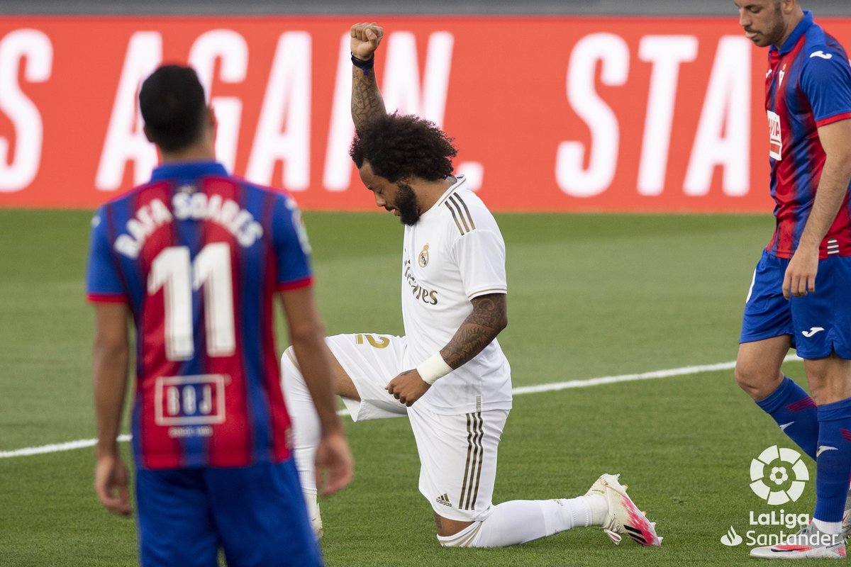 Marcelo protesta contra el racismo en gol con el Real Madrid (Twitter @LaLiga)