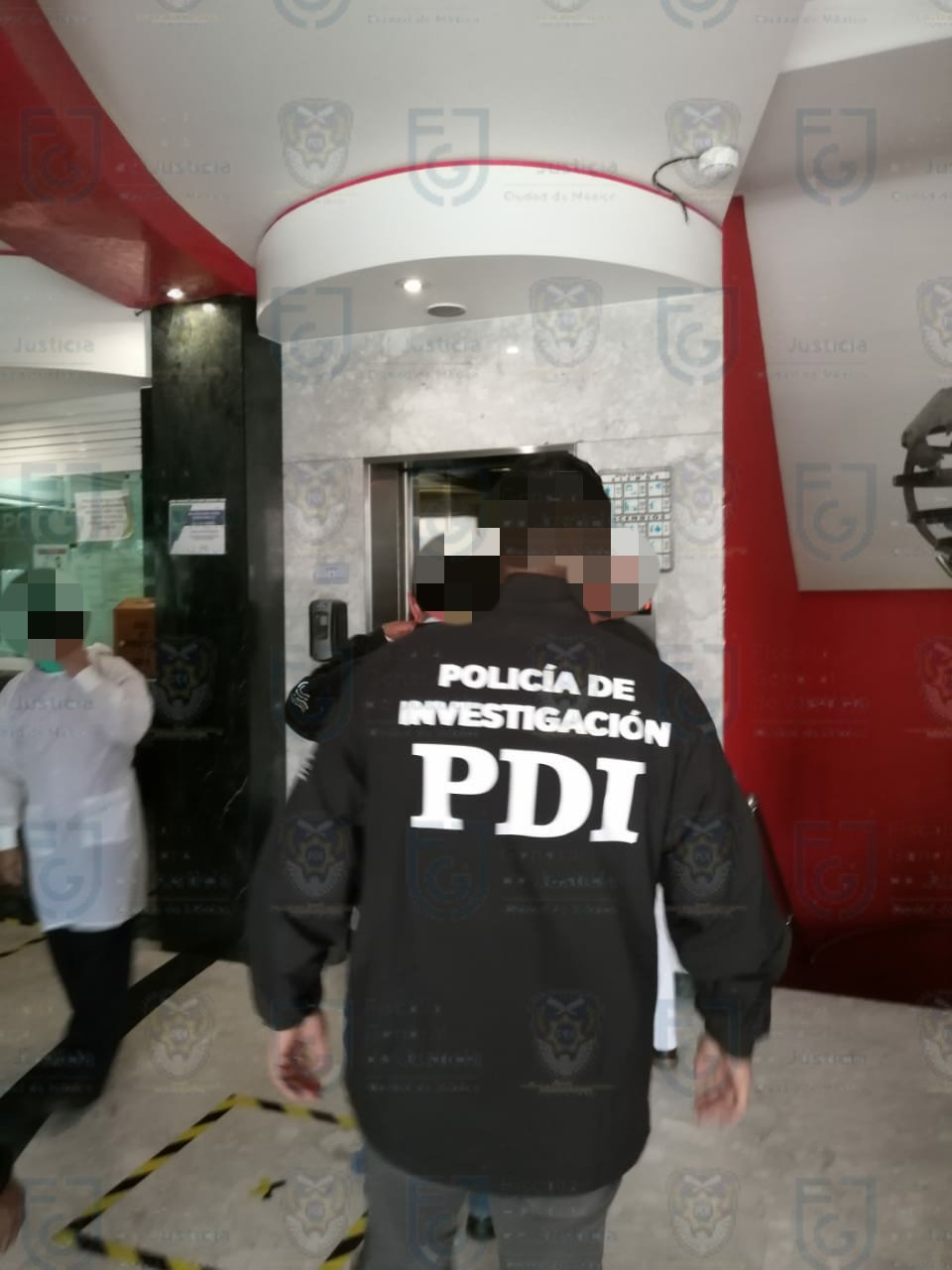 Policía de Investigación,/ Especial