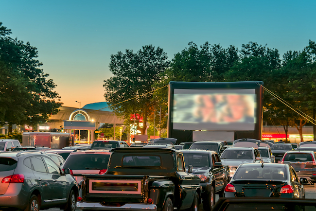 Este nuevo concepto de entretenimiento será para realizar funciones de cine, festivales, conciertos y eventos magnos. Foto: (Shutterstock)