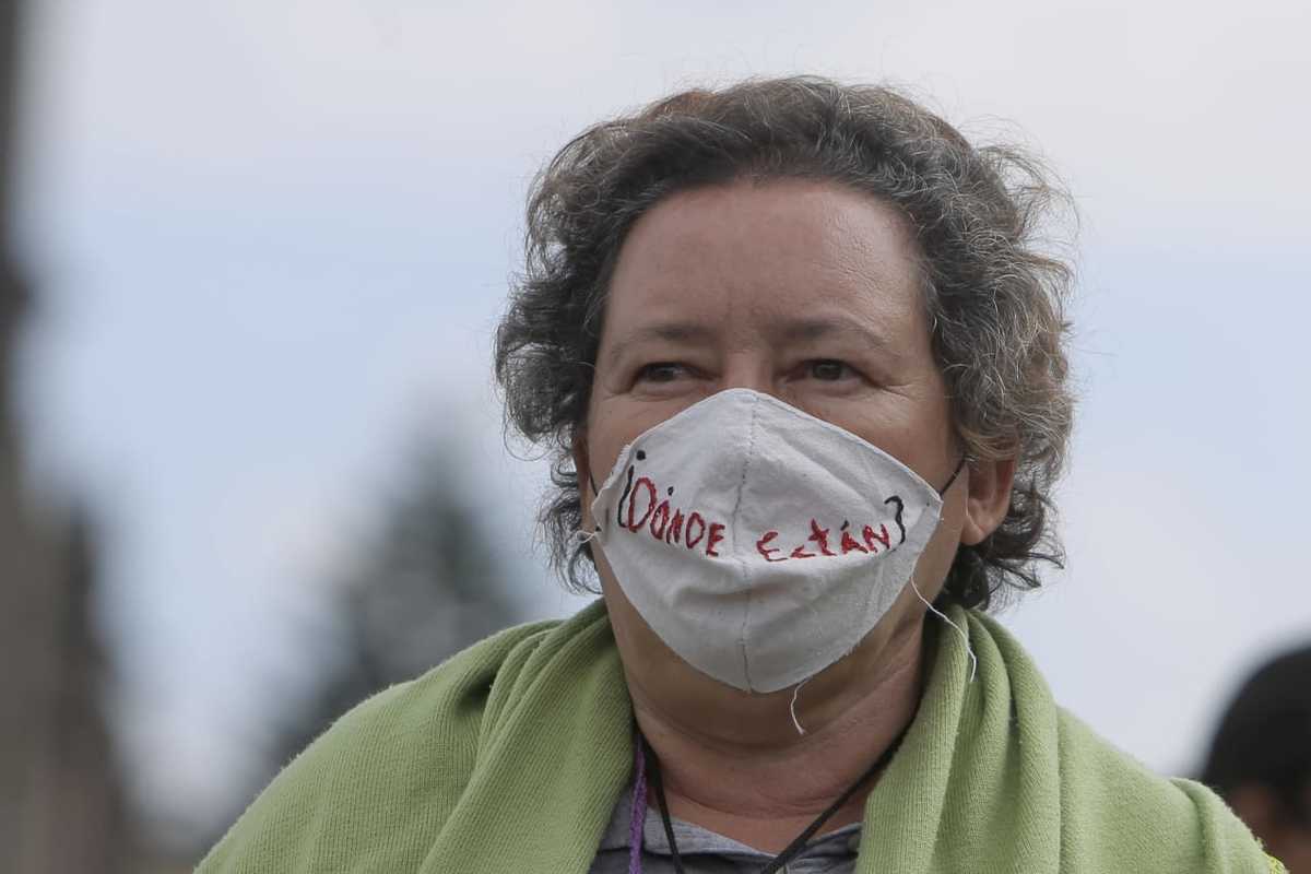Desde hace 12 días, integrantes de diversos colectivos de desaparecidos colocaron un plantón afuera de Palacio Nacional | Ariana Pérez