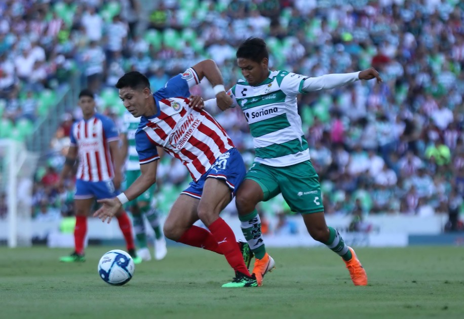 Adrián, volante ofensivo nacido en Torreón. (Archivo)